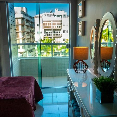Maravilhoso Apto Na Praia Do Forte Wi-Fi 600 Mb Кабу-Фриу Экстерьер фото